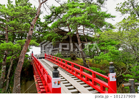 日本三景　松島　松島湾　瑞巌寺　五大堂　透かし橋 101237909