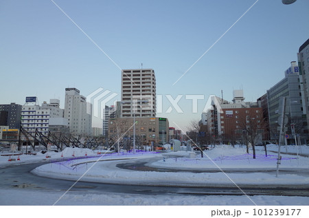駅前の雪景色_函館 101239177