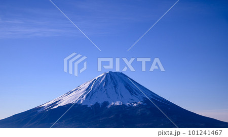 （山梨県）御坂山地・王岳～鬼ヶ岳稜線上からの富士山展望 101241467