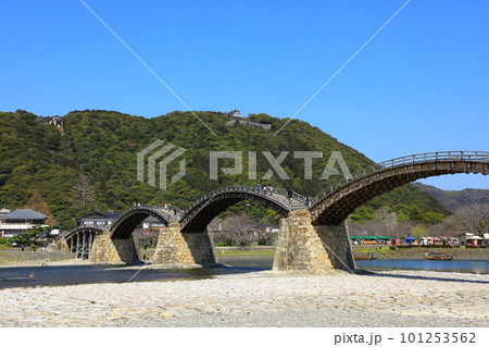 山口県岩国市　錦帯橋のある風景 101253562