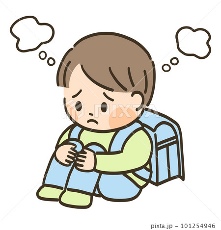 悩む小学生男子 101254946