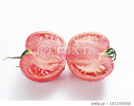 新鮮なトマト 101256508