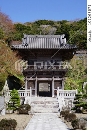 岡山県美咲町にある曹洞宗の寺院「幻住寺」：山門 101263671