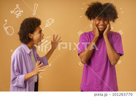 Husband and wife have difficult in their relationship. Problem and separation concept Husband and wife have difficult in their relationship. Problem and separation concept 101263770