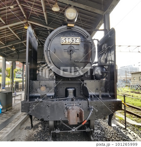レトロな蒸気機関車59634の写真素材 [101265999] - PIXTA