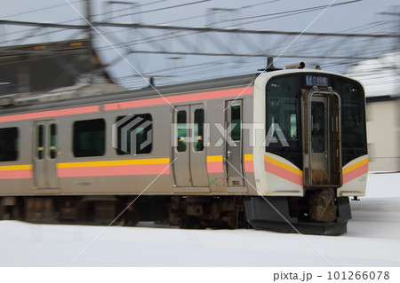 冬の信越本線E129系（直江津⇔長岡） 101266078
