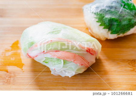 ライスペーパーおにぎり ライスペーパーおにぎり 101266681
