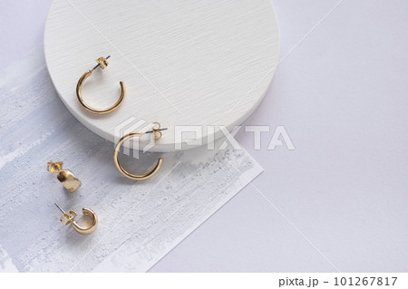 シンプルなピアス シンプルなピアス 101267817