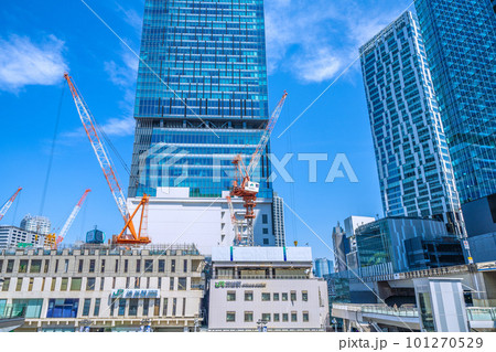 日本の東京都市景観 4月。ビル群や解体工事が進む渋谷駅・右奥に六本木ヒルズ、麻布台…=4日 日本の東京都市景観 4月。ビル群や解体工事が進む渋谷駅・右奥に六本木ヒルズ、麻布台…=4日 101270529