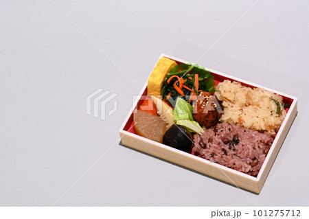おいしいおこわ弁当 おいしいおこわ弁当 101275712