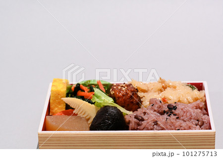 おいしいおこわ弁当 おいしいおこわ弁当 101275713