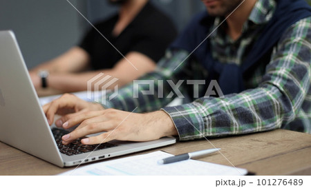 close up business male use laptop computer in office 101276489