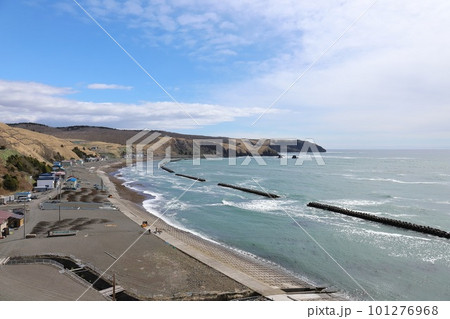 北海道　厚岸　末広地区の海岸風景 101276968