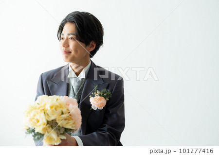 タキシードの男性 新郎 タキシードの男性 新郎 101277416