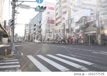 京急線　井土ヶ谷駅　駅前 101277529