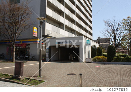 東西線　南砂町駅　駅入口　駅前 101277856