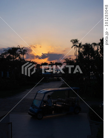 石垣島フサキビーチリゾート ホテル＆ヴィラズから夕陽を臨む 101283048