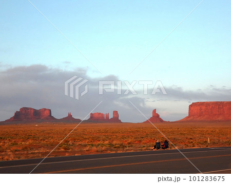Monument Valley, landscape with red mountains 101283675