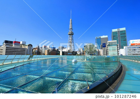 【愛知県】水の宇宙船から見た快晴の名古屋テレビ塔(オアシス21) 【愛知県】水の宇宙船から見た快晴の名古屋テレビ塔(オアシス21) 101287246