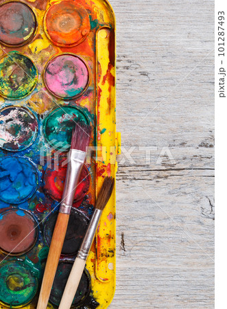 Used watercolor paintbox 101287493