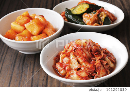 カクテキとキムチきゅうりとキムチの集合 101293039