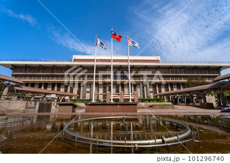 青空の台北駅 台湾 101296740