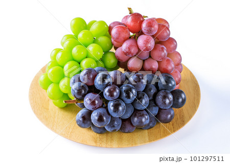 葡萄　ピオーネとシャインマスカットとクイーンニーナ 101297511