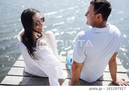 young couple on pier 101297927