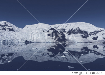 Paulet island , Antartic landscape, south pole 101303663