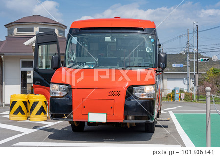 【阿佐海岸鉄道】停車中のDMV【バスモード】 【阿佐海岸鉄道】停車中のDMV【バスモード】 101306341