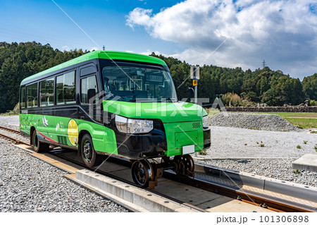 【阿佐海岸鉄道】列車モードのDMV 101306898