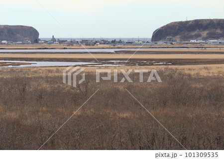 北海道 浜中 霧多布湿原と浜中の街並み 北海道 浜中 霧多布湿原と浜中の街並み 101309535
