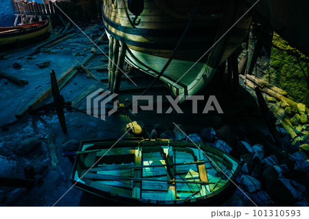 Winnipeg, Manitoba Canada - October 2022: A lifesize model of the ship called Nonsuch that sailed into Hudson Bay Winnipeg, Manitoba Canada - October 2022: A lifesize model of the ship called Nonsuch that sailed into Hudson Bay 101310593