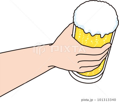 グラスビールを持つ手 101313340