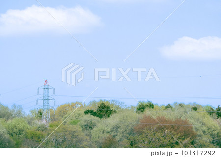 青空と鉄塔がある風景 101317292