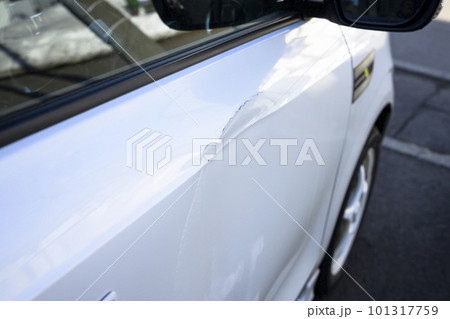 ドアをぶつけた車 ドアをぶつけた車 101317759
