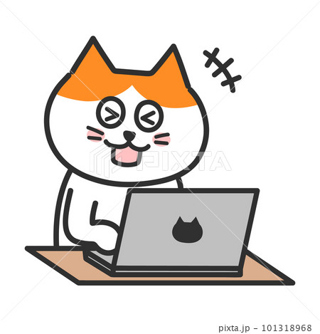 パソコンを操作しながら笑う茶白猫　イラスト 101318968