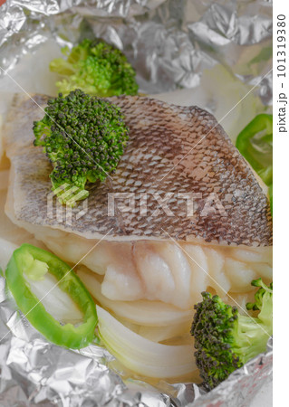 鱈のホイル焼き 鱈のホイル焼き 101319380