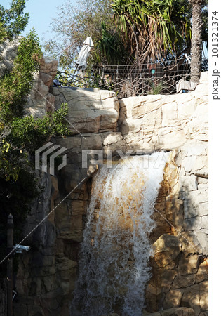 Dubai, UAE February 20, 2020: entrance to the largest water park in the city of Dubai Dubai, UAE February 20, 2020: entrance to the largest water park in the city of Dubai 101321374