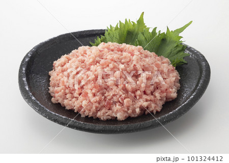 鮪のたたき 101324412