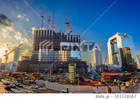 大阪駅北側のうめきたエリア再開発が進む、グラングリーン大阪、12月13日、日本 101328167