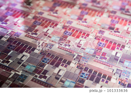 Silicon wafer for manufacturing semiconductor of integrated circuit. Silicon wafer for manufacturing semiconductor of integrated circuit. 101333636