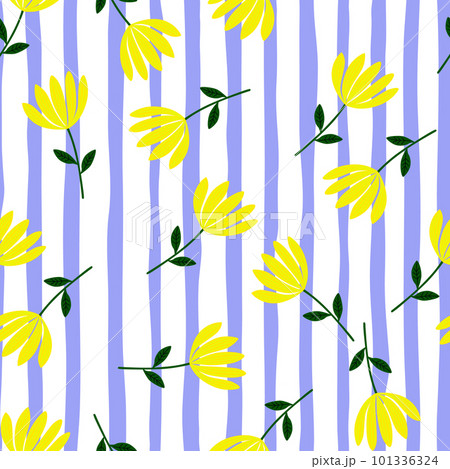 Tropical flower seamless pattern. Hand drawn cute floral endless background. 101336324