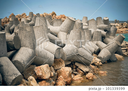 Concrete tetrapods of sea breakwater Concrete tetrapods of sea breakwater 101339399
