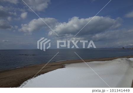 冬の繁次郎浜の風景_江差 冬の繁次郎浜の風景_江差 101341449