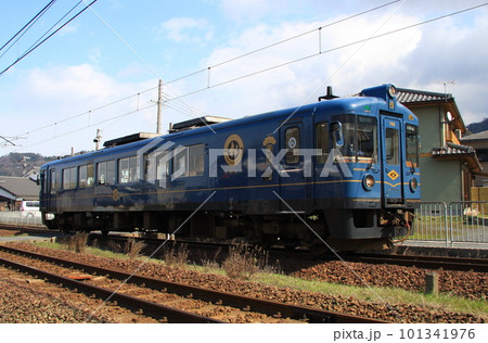 北近畿タンゴ鉄道の700形「青松」の写真素材 [101341976] - PIXTA