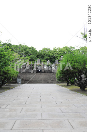 西郷隆盛が眠る南州墓地 西郷隆盛が眠る南州墓地 101342280