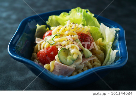 マカロニ(フジッリ)サラダ 101344034