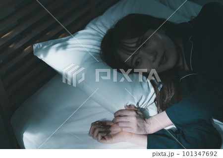 The bedroom. The bedroom. 101347692