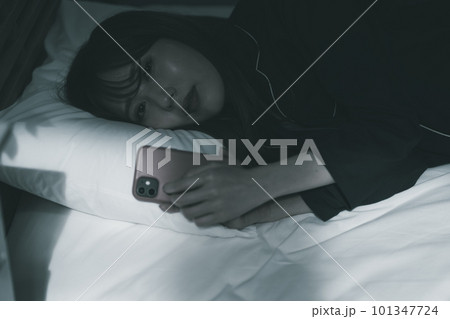 The bedroom. 101347724